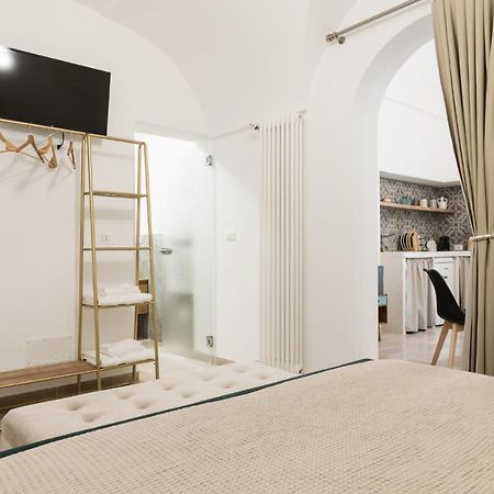 Alba Luxury Suite Остуни Екстериор снимка