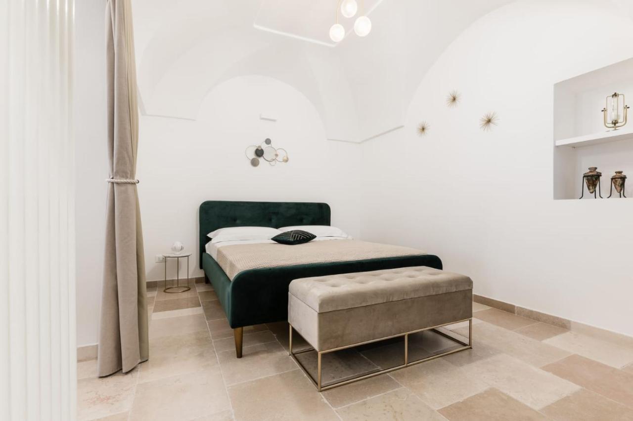 Alba Luxury Suite Остуни Екстериор снимка