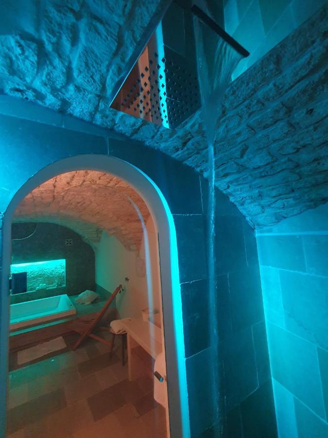 Alba Luxury Suite Остуни Екстериор снимка
