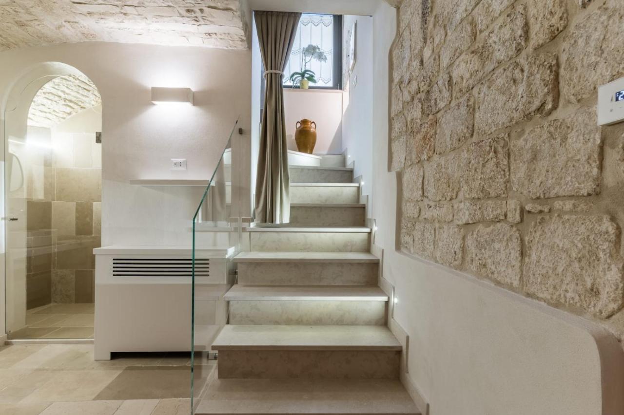 Alba Luxury Suite Остуни Екстериор снимка