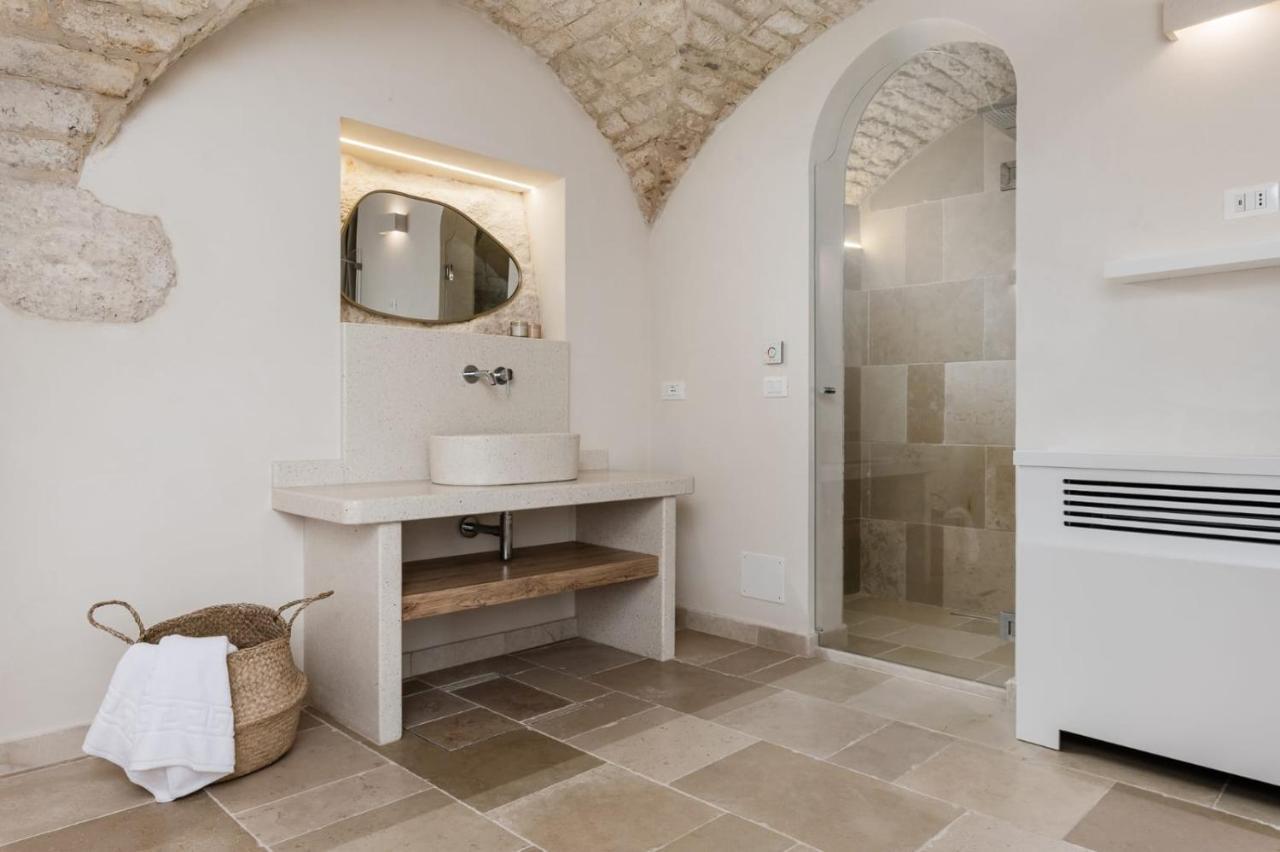 Alba Luxury Suite Остуни Екстериор снимка
